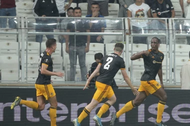 Nastavlja se čistka u odbrani, Arsenal dovodi zvučnu zamenu za Mustafija