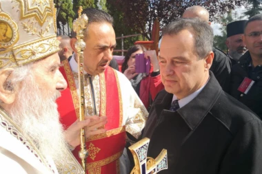 (FOTO) Susret sa patrijarhom Irinejom: Dačić u manastiru Žiča na proslavi 800 godina SPC