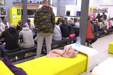 (VIDEO) Orila se Bela kuća: Veliki šef poslao pismo, obratio se Janjušu, a onda je usledio šok!
