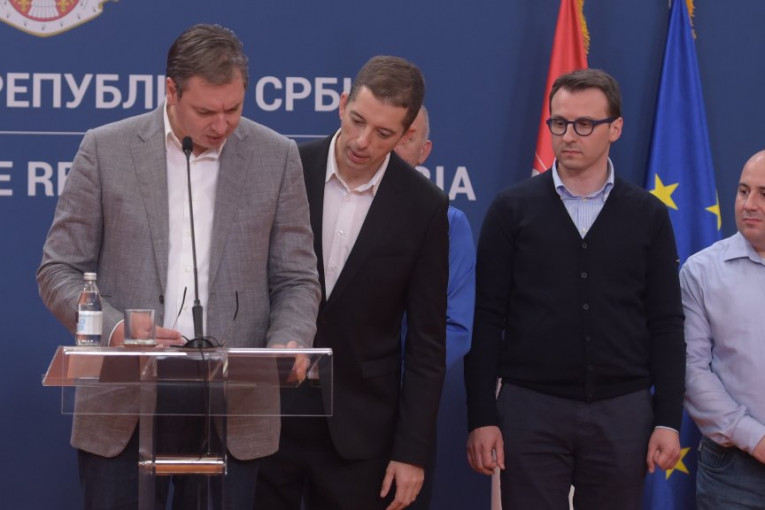 Vučić: U Mitrovici 98,07 odsto, najubedljivija pobeda Srpske liste