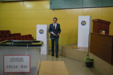 Mustafa prihvatio: Kurti mandatar