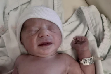 Beba rođena u Vranju nasledila antitela od majke