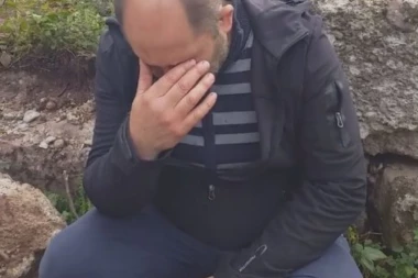 (VIDEO) SUKOB ZBOG MHE: Meštani se sukobili sa obezbeđenjem investitora, tukli se, gađali kamenjem, prskali sprejem...