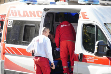 SAOBRAĆAJKA U BEOGRADU: Taksista udario dete (13) ispred škole na Vračaru