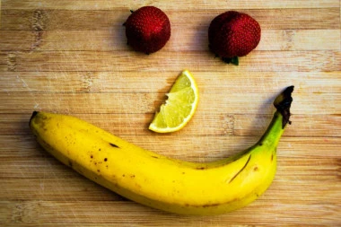 Leči psorijazu i izbeljuje zube: To su samo neka fantastična dejstva kore od banane, a ovo su ostala!
