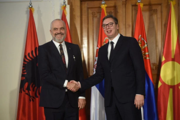 VARNICE IZMEĐU RAME I VUČIĆA! Udar "velike Albanije" preti Balkanu, Tirana poslala poruku koja će potresti region