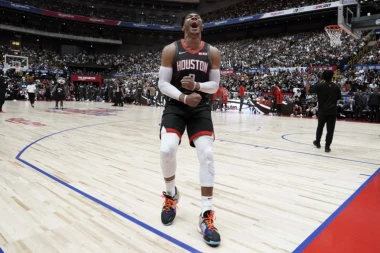 Veliki je čovek Rasel Vestbruk