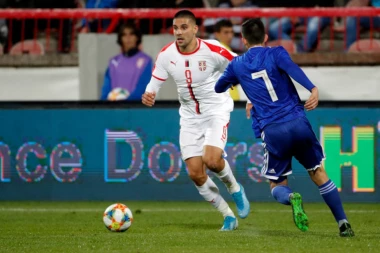 Mitar prekinuo tajac u Kruševcu i srušio Paragvajce u 90. minutu!