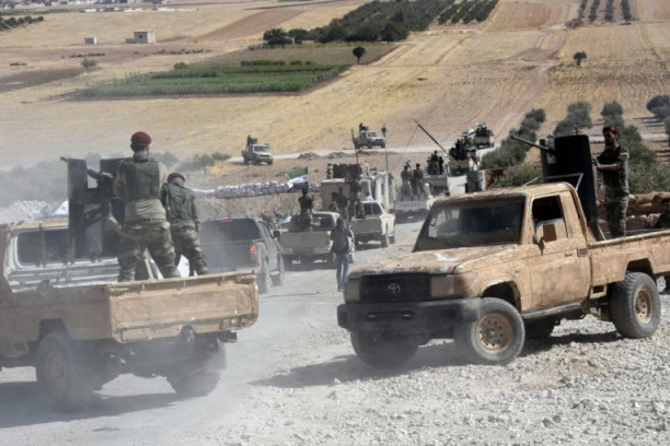 KRVOPROLIĆE U SIRIJI: Ubijen vojnik, još trojica ranjena