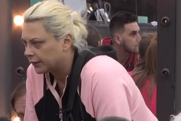 (VIDEO) MARIJA KULIĆ SE OBRUŠILA NA MATORU: Opeterećena si Sanjom, prava psihopata, pretila si Franu i on zbog ne sme da bude sa Sanjom jer te se plaši!