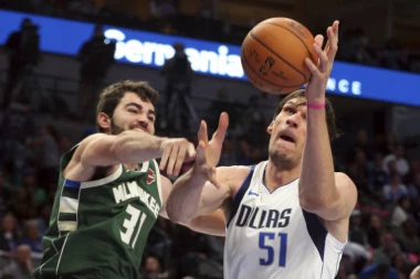 Bobi "pokidao" protiv Baksa, ali mu Adetokumbo "pomrsio račune"!