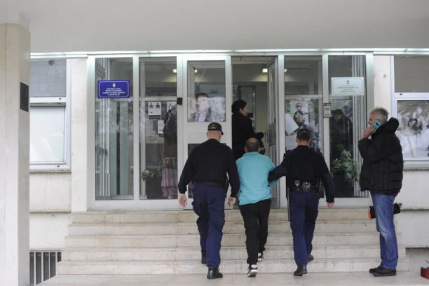 Provalio u kuću starca i NEVEROVATNO šta je odneo: Ubrzo dolijao u ruke policije