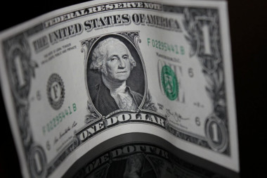 DOLAR TONE! Američka valuta nezaustavljivo slabi, najmanja vrednost još od maja