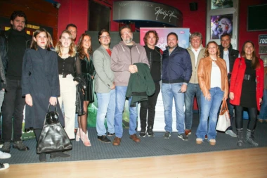 OVO SE NE PROPUŠTA: Na Pinku krenulo emitovanje serije "Preživeti Beograd"