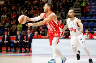 Zvezda u Morači pred praznim tribinama!