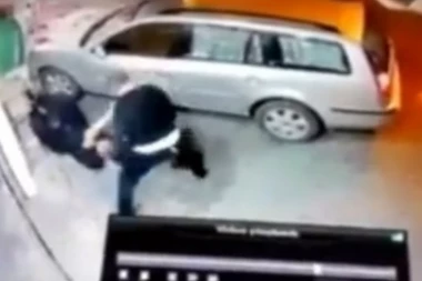 (UZNEMIRUJUĆI VIDEO) Horor scene brutalnog prebijanja u Vranju isplivale u javnost