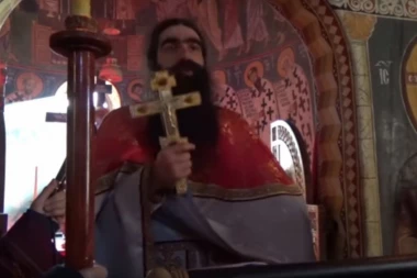 (VIDEO) OTAC RAFAILO PONOVO HIT NA INTERNETU: Posle izjave da je heroin loš i nikakav, sad kaže bolje biti narkoman nego biznismen!