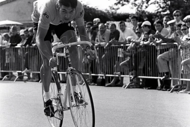 Legendarni Edi Merks ozbiljno povređen