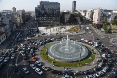(FOTO, VIDEO) Centar grada pod opsadom taksista! Gde god da ste pošli - dalje nećete moći!