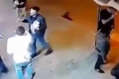 (VIDEO) Evo ko su nasilnici koji su tukli oca i sina iz Vranja