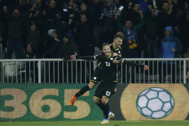 (VIDEO) Nameštaljka? Dva smešna gola tzv. Kosova protiv Crne Gore!