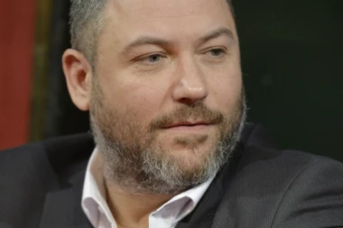 Jug Radivojević osudio spaljivanje knjige i incidente na promociji knjige Gorana Vesića