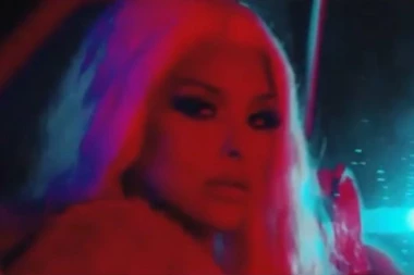 Mala plava će biti ponosna na nju: Sestričina Nataše Bekvalac preti da pokori srpsku muzičku scenu novom pesmom!