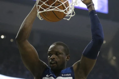 Košarkaška romantika u NBA: Juče potpisao ugovor, danas se penzionisao u svom rodnom gradu i klubu!