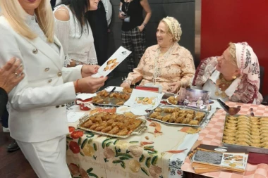 Održana prva "Baklavijada" u prostorijama SO Vračar