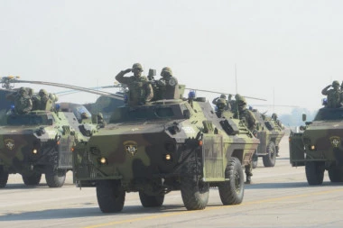 Vojska Srbije stiže u Šid! Raspoređuju se na 3 punkta