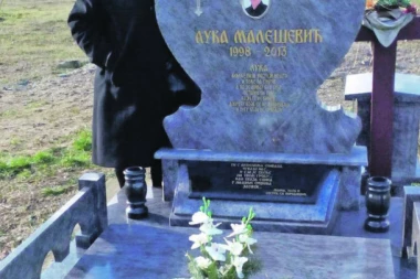 Bol majke nastradalog tinejdžera ne jenjava: Mog Luku su ubili, nije propao kroz lift!