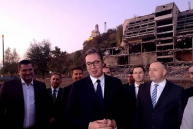 Vučić posetio Vranjsku banju