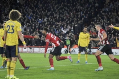 (VIDEO) Ludnica u Jorkširu: Šefild nokautirao Arsenal, Emerijeva četa izgubila posle dva meseca!