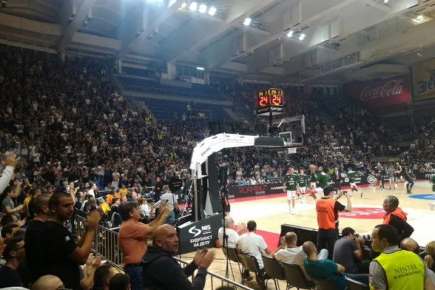 Pionir guta Darušafaku!