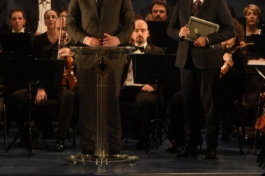 Vučić na jubiljeju BIA: Da budemo svoj na svome, ništa tuđe nećemo