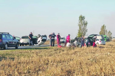 Teška saobraćajka: Deca izginula kod Kovačića!