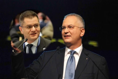 Da li je Šutanovac raskrinkao Vuka Jeremića?