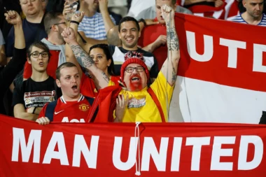 GRMLJAVINA LEGENDI CRVENIH ĐAVOLA: Ovo je KRIMINAL - dajte titulu Barnliju, ostavite Fulam u ligi, a izbacite Junajted i Liverpul i Arsenal!