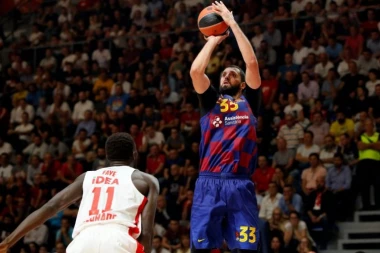 Slučaj Mirotićevog "bušenja" Pešića: Nekadašnji NBA as bez dlake na jeziku o svemu!