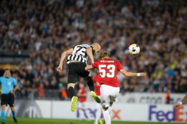 Najbolji defanzivac Partizana ostaje u klubu!