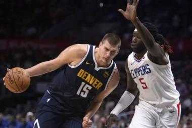 Jokićev trip-dabl nedovoljan, poraz Denvera od Dalasa
