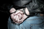PIJAN DIVLJAO PO VETERNIKU: Policija uhapsila muškarca koji je pijan pregazio TROJE ljudi!