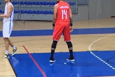 (FOTO) Svi smo mislili da je u penziji: Nećete verovati gde Raško Katić pika košarku u četvrtoj deceniji!