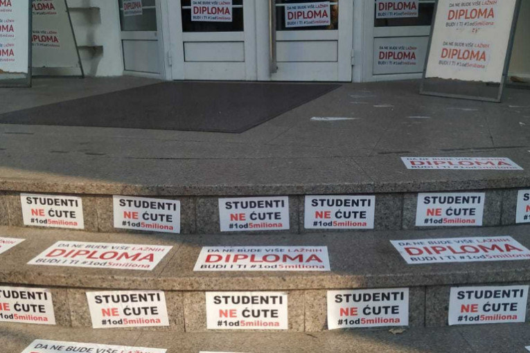 (FOTO) Sramno! Đilas na sve načine pokušava da utiče na Komisiju pred odluku o doktoratu Siniše Malog!