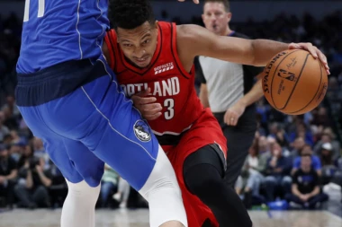 Mekalum i Lilard pokorili Dalas, Marjanović ponovo bez minuta!