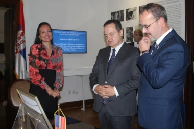 Dačić i Godfri: Srpsko-američka saradnja tokom pandemije je jasan pokazatelj dobrih bilateralnih odnosa!