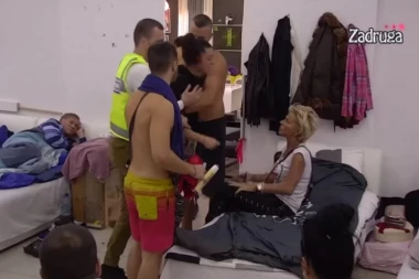 (VIDEO) Pogodila je u bolnu tačku: Tara htela da bije Cecu Kitić zbog majke!