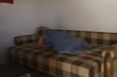 (VIDEO) KAO U FILMOVIMA STRAVE: Ovo je kuća u kojoj je pronađen mali Petar!