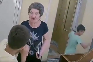 (ŠOK VIDEO) Žena pretukla dva dečaka u Boru: Njeno objašnjenje za brutalno šamaranje je skandalozno!