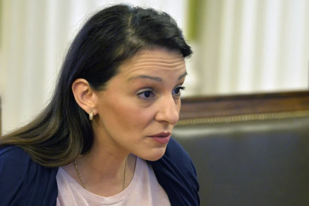 MARINIKIN CIRKUS! Dovela Đilasa, policiji nije dala nijedan dokaz: ČITAJTE U SRPSKOM TELEGRAFU!